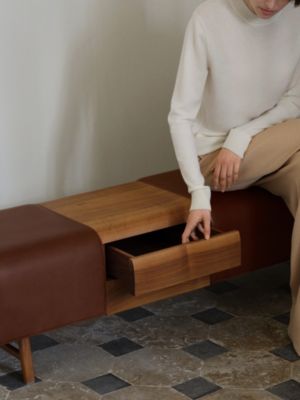 Les Necessaires d'Hermès鞍马造型长凳, 视图: 图片：产品佩戴, worn, 当前为第3张（共3张）