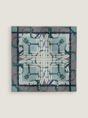 gris bleuté/bleu marine/vert cyprès