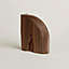 View: Back, Alezan bookend