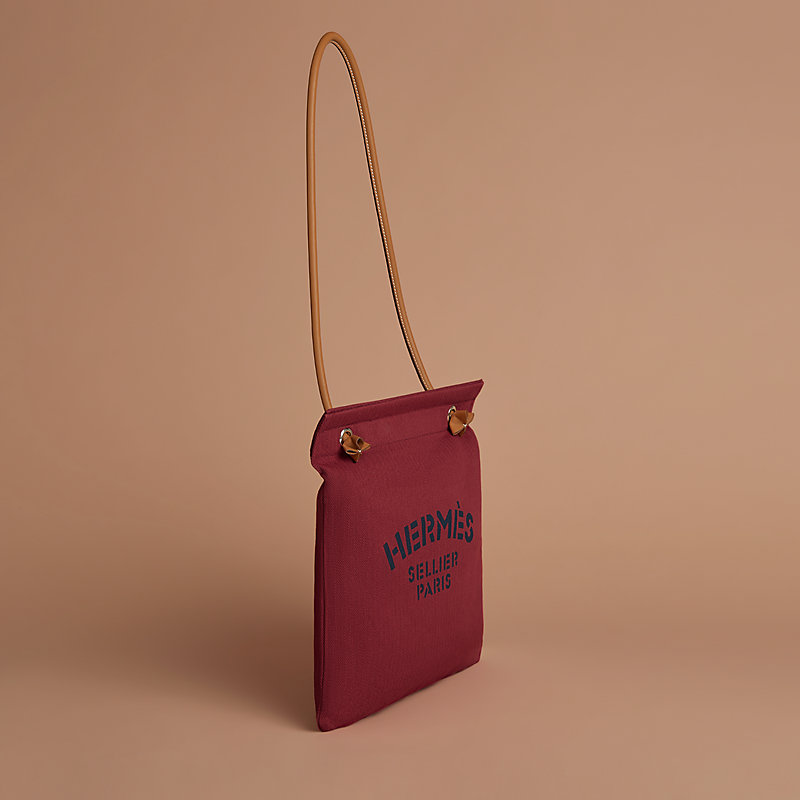 Aline grooming bag