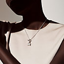 View: Worn, Amulettes Birkin pendant