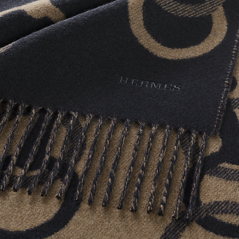 Any Mors scarf