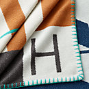 View: Detail, Avalon H Club blanket