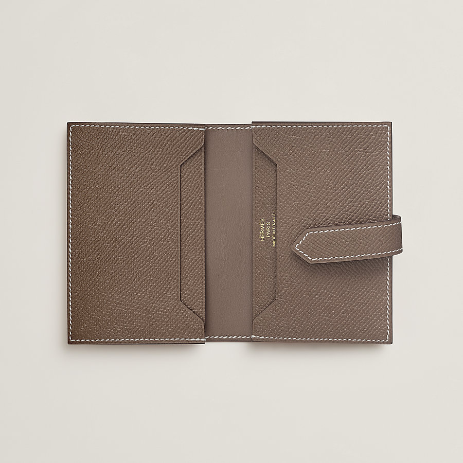 Bearn card holder