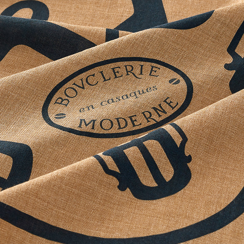 Bouclerie Moderne en Casaques giant triangle