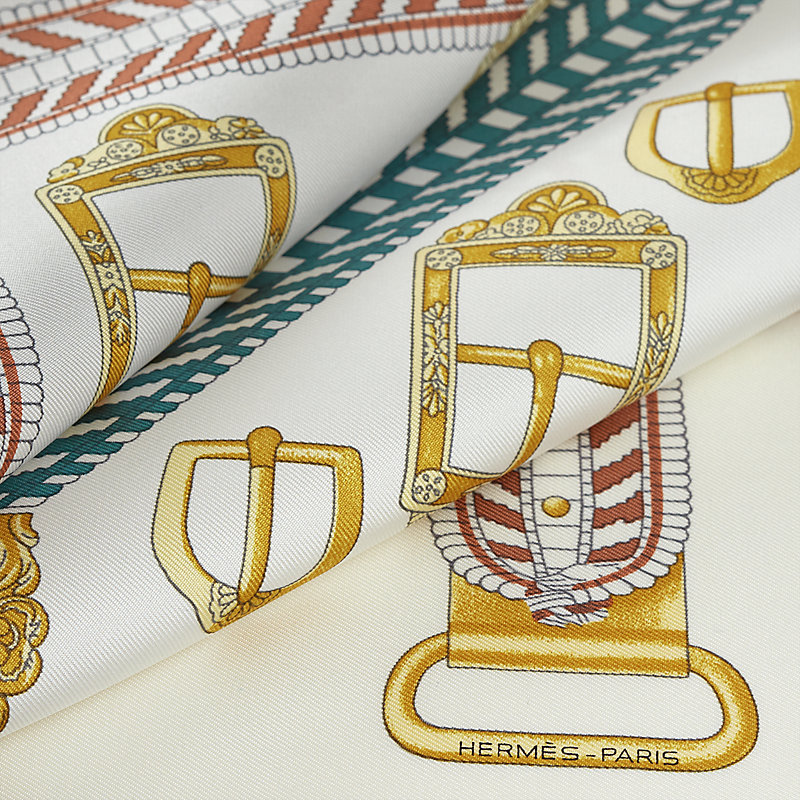 Boucles et galons du tsar scarf 45