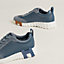 View: Detail, Bouncing sneaker