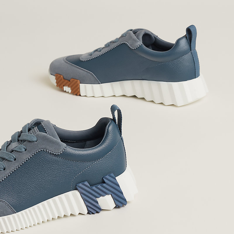 Bouncing sneaker
