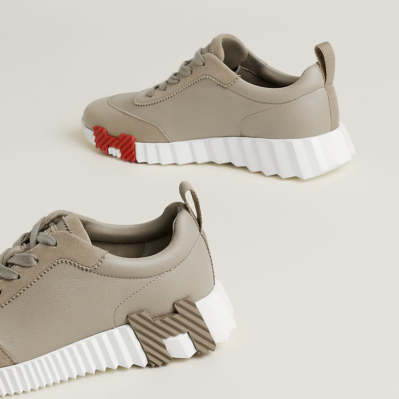 Bouncing sneaker