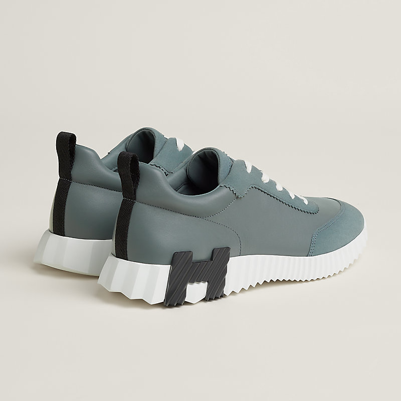 Bouncing sneaker