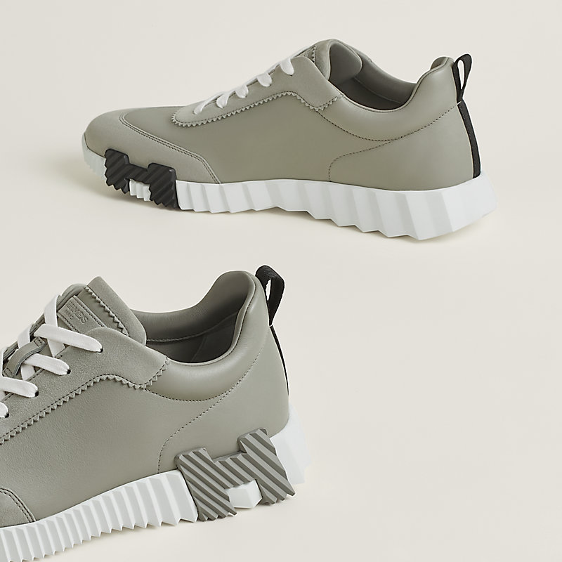 Bouncing sneaker