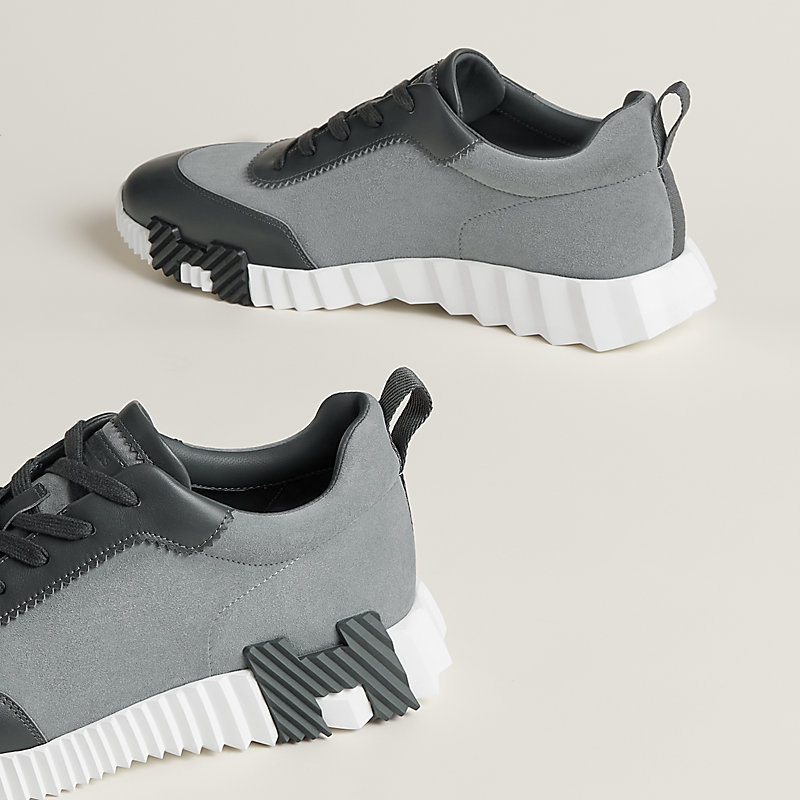 Bouncing sneaker
