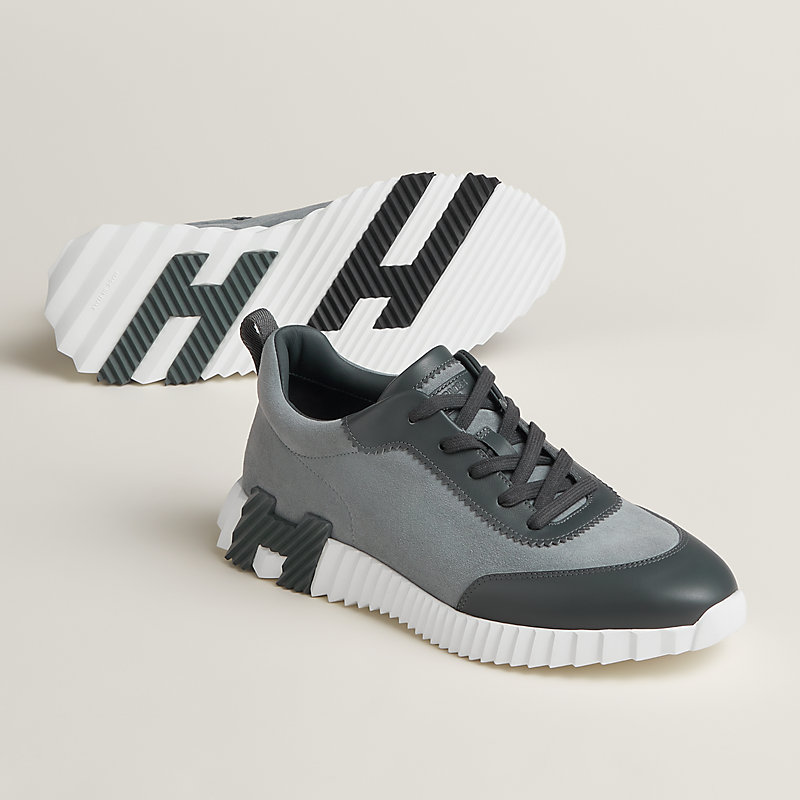 Bouncing sneaker