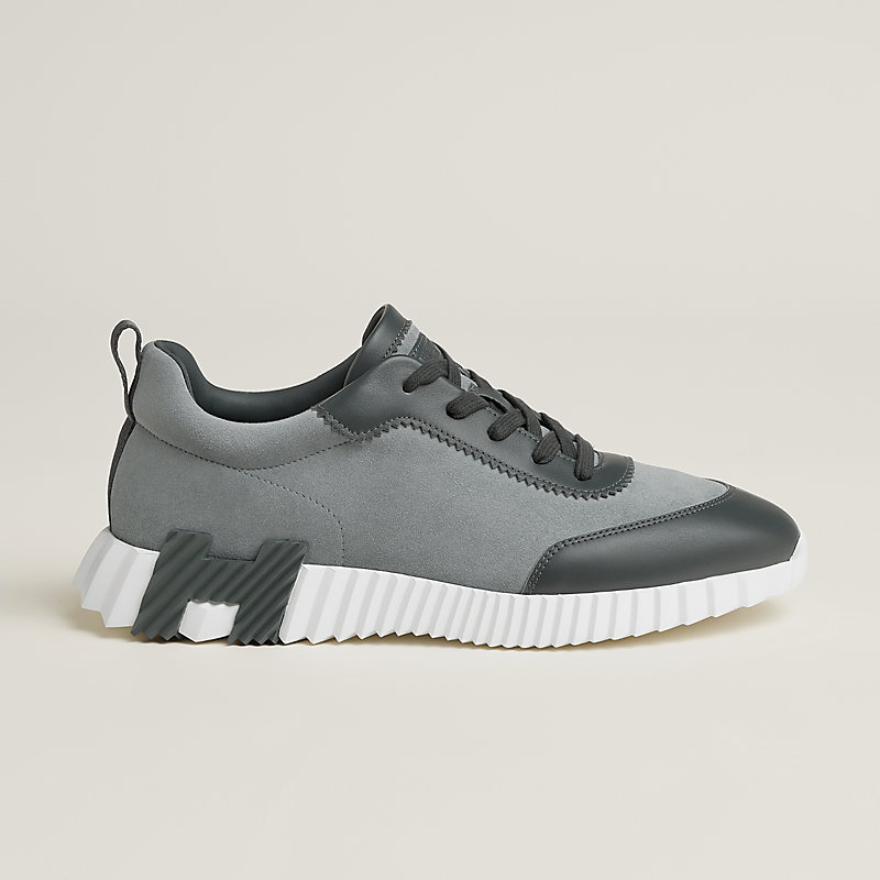 Bouncing sneaker