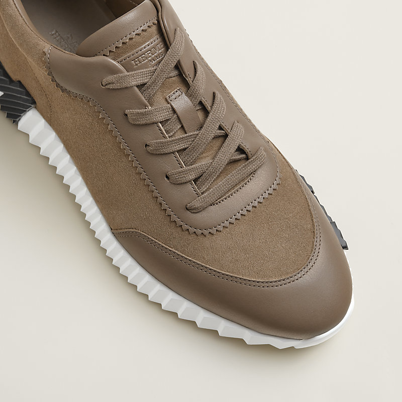 Bouncing sneaker