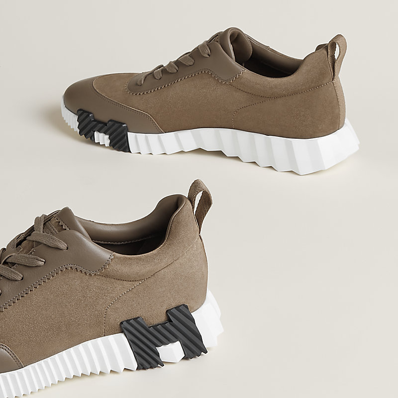 Bouncing sneaker