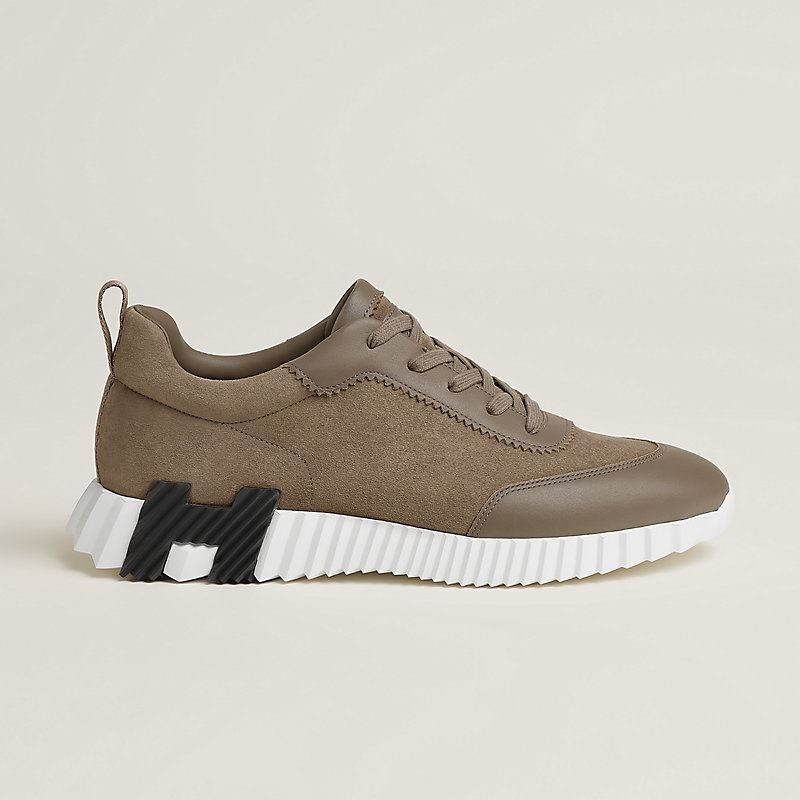 Bouncing sneaker