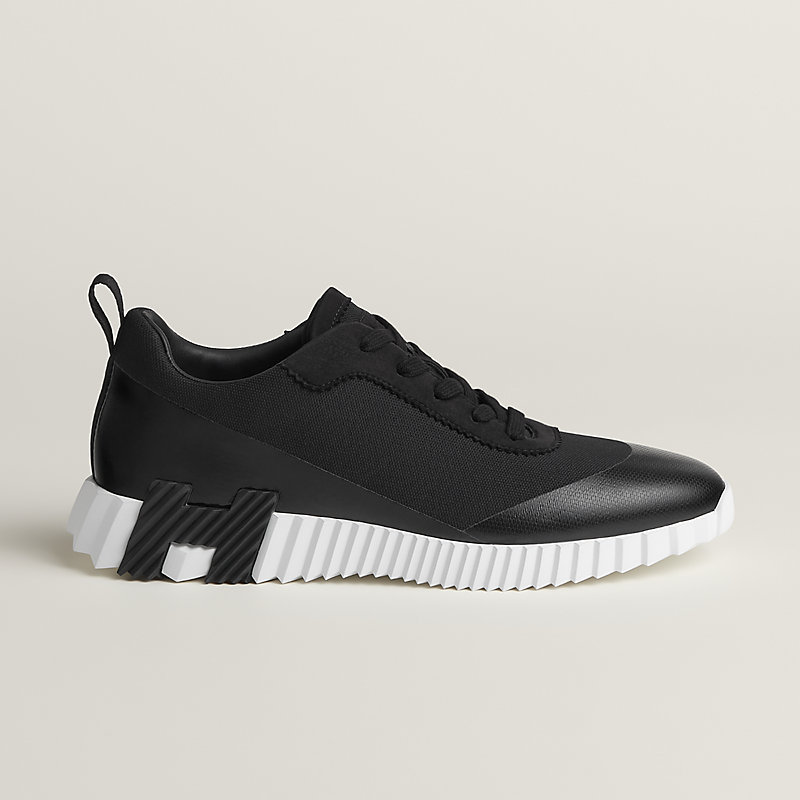 Bouncing sneaker