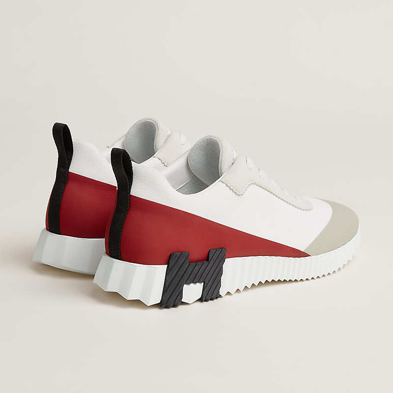 Bouncing sneaker