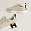 View: Detail, Bouncing sneaker