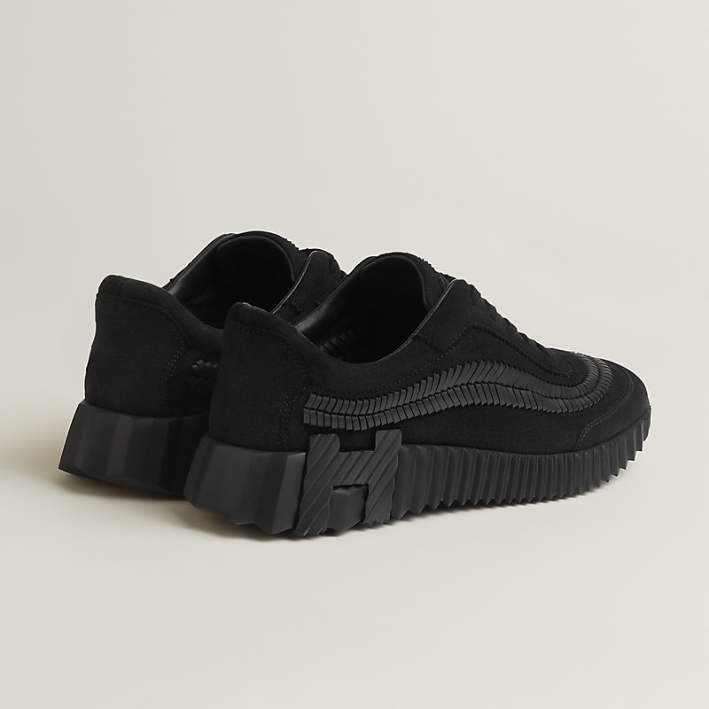 Bouncing sneaker