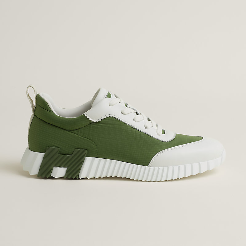 Bouncing sneaker