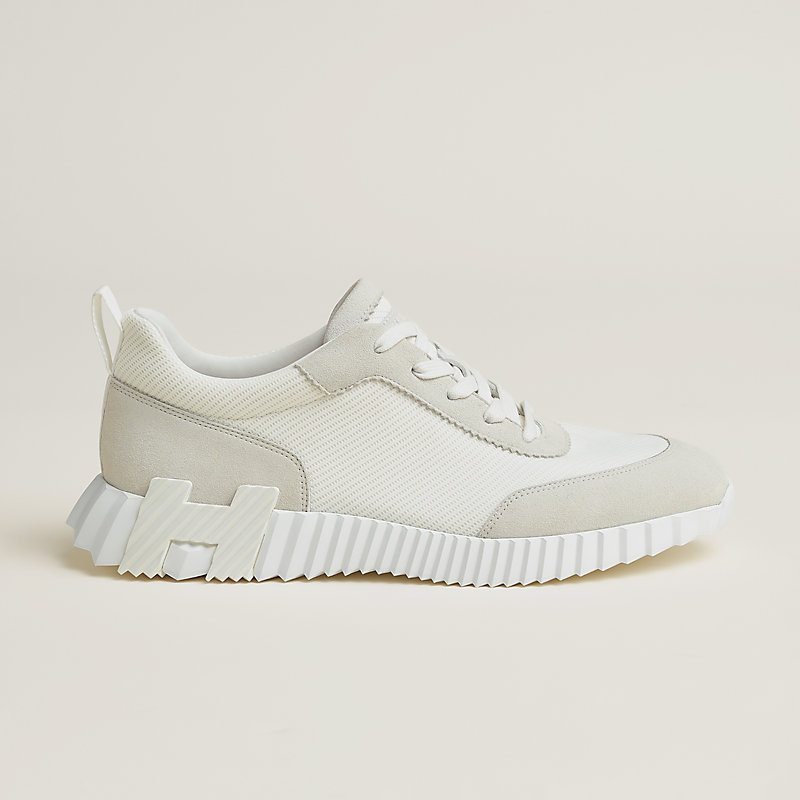 Bouncing sneaker