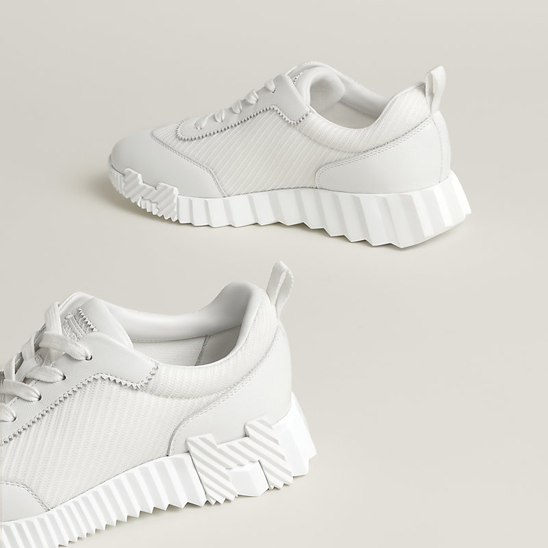 Bouncing sneaker