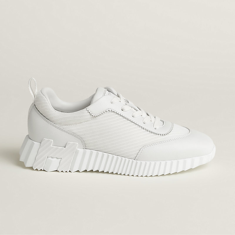 Bouncing sneaker