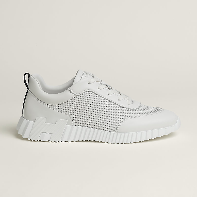 Bouncing sneaker