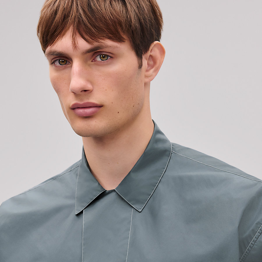 Boxy fit shirt with convertible collar