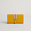 View: front, Brick minaudiere