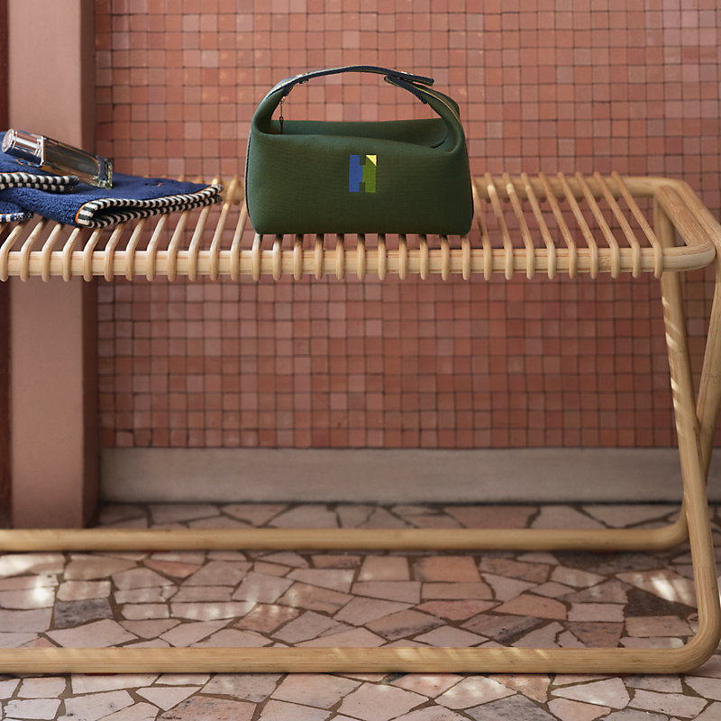 Bride-a-Brac H Pavillon case, small model