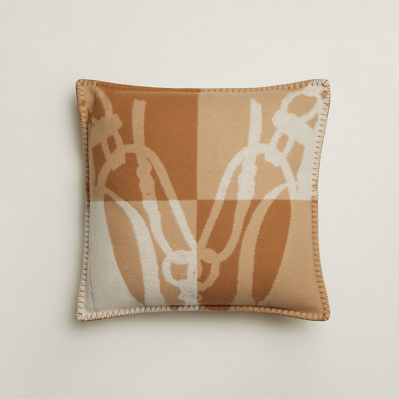 Brides de Gala pillow