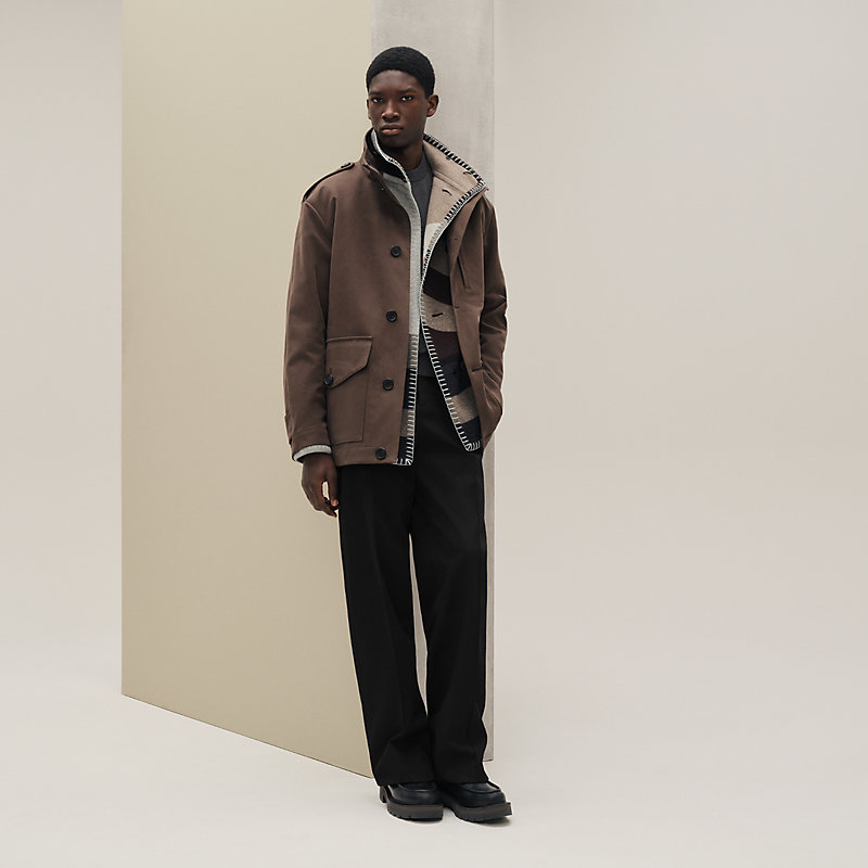 Buttoned short parka