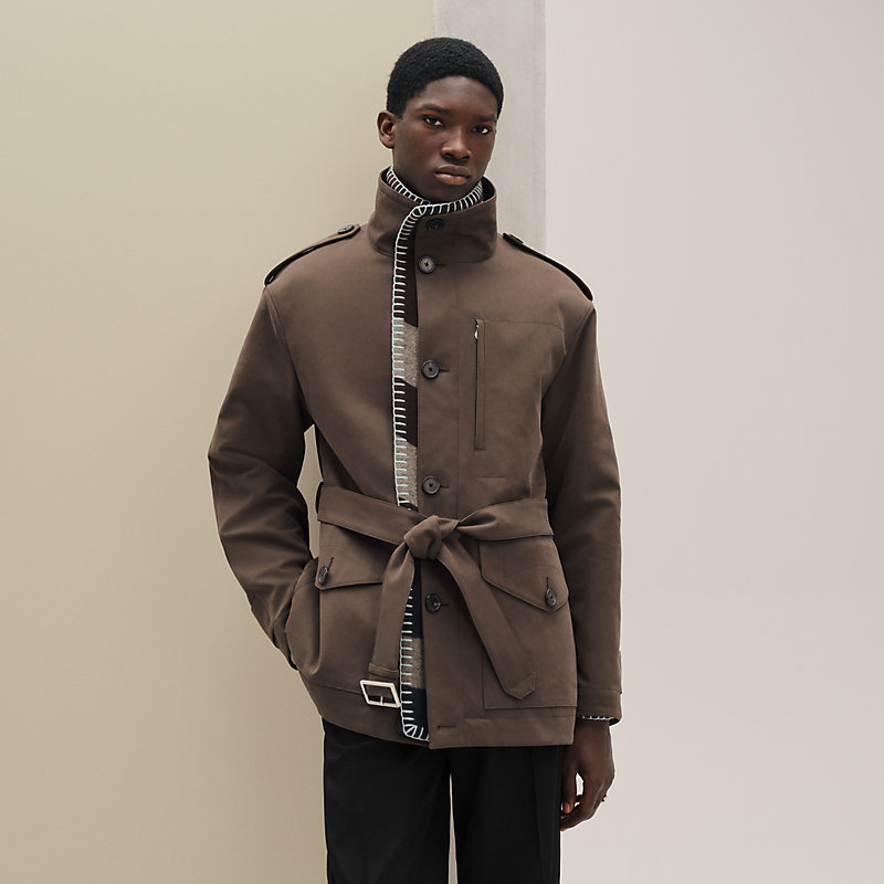 Buttoned short parka