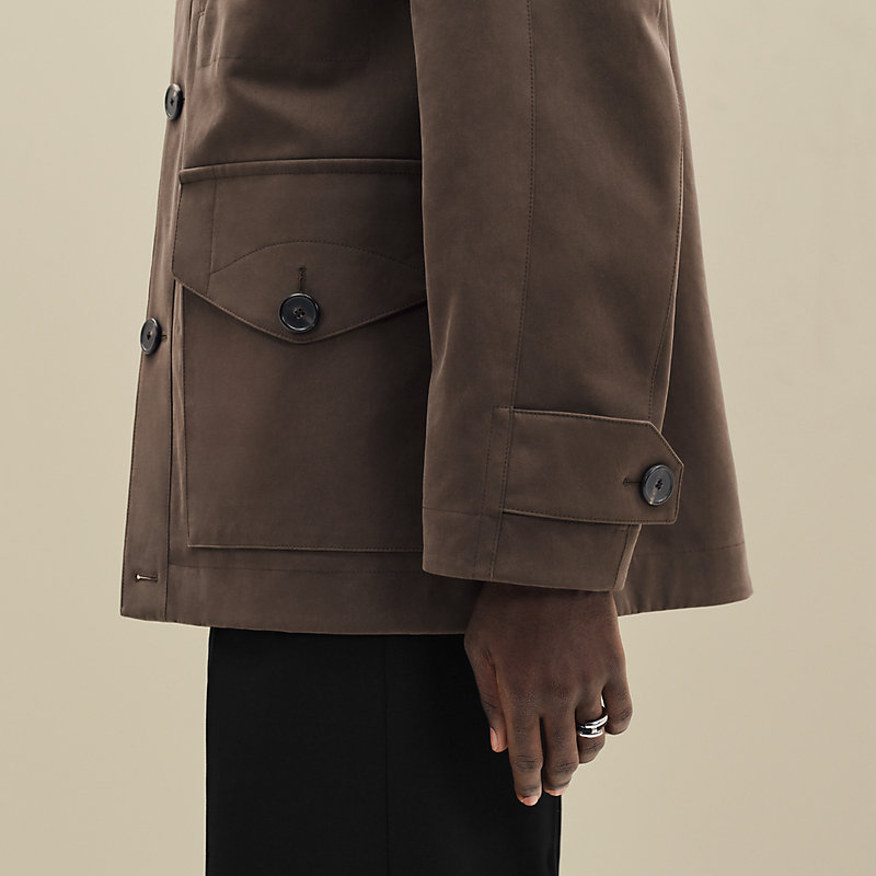 Buttoned short parka