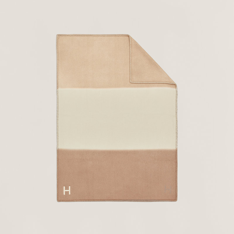 Cabriole blanket