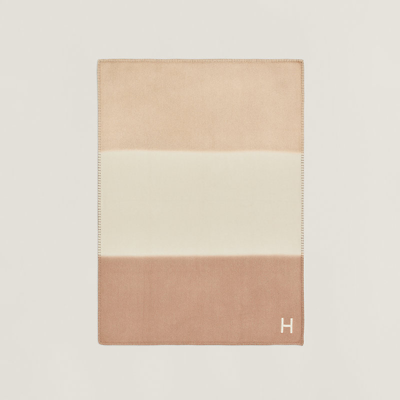 Cabriole blanket