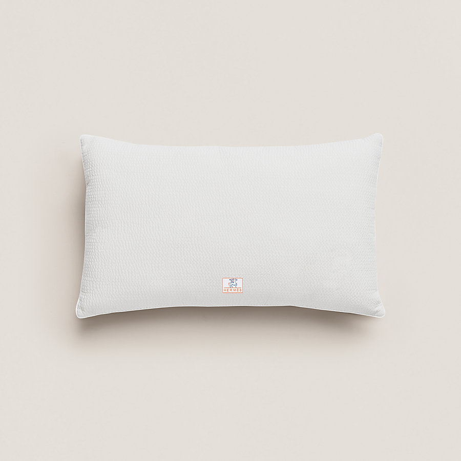 Cabriole pillow