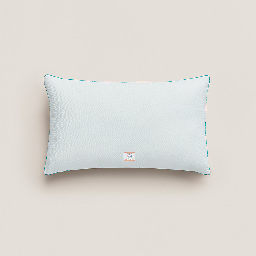 Cabriole pillow