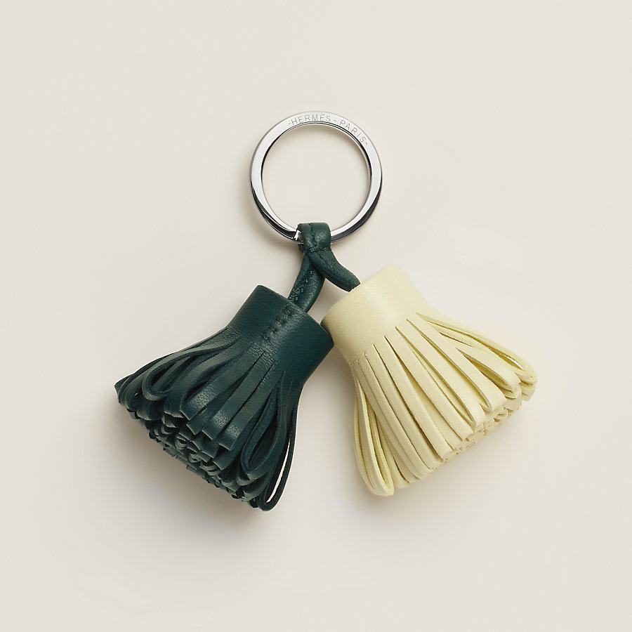 Carmen Uno-Dos key ring