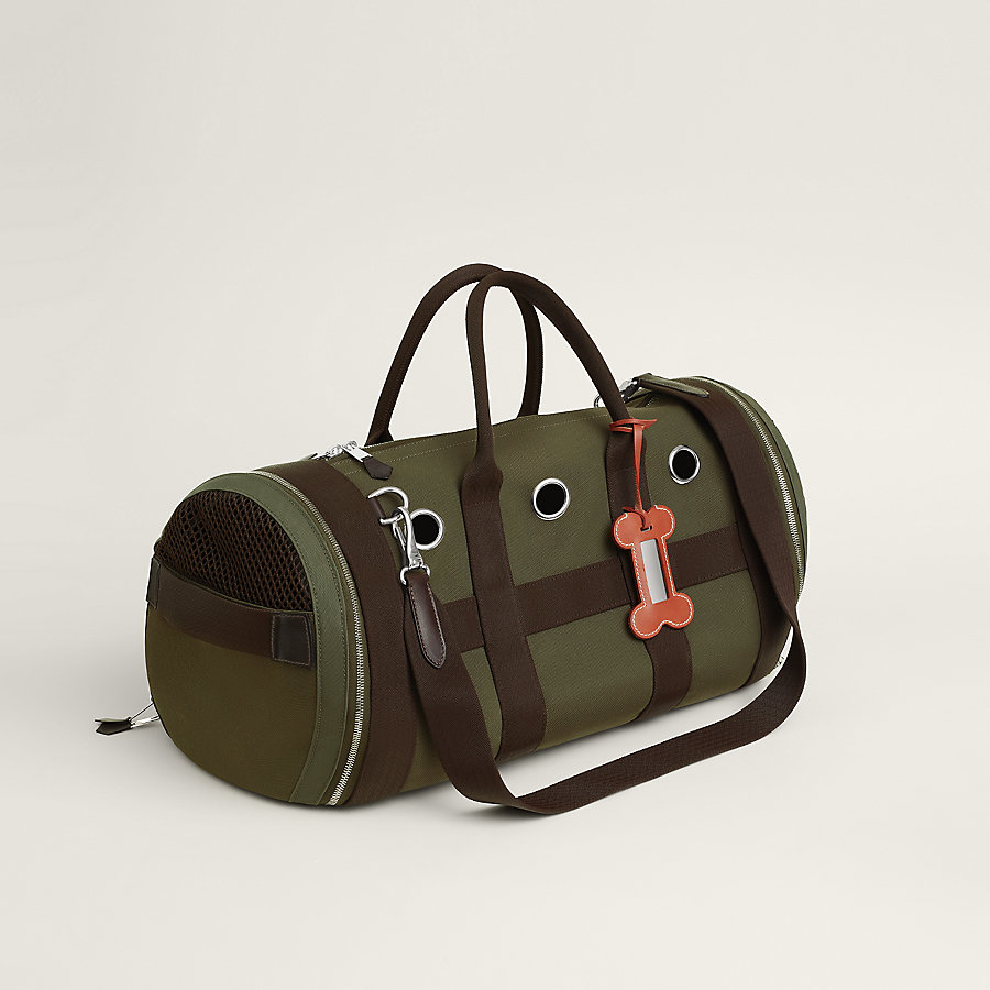 Carrying bag for dogs