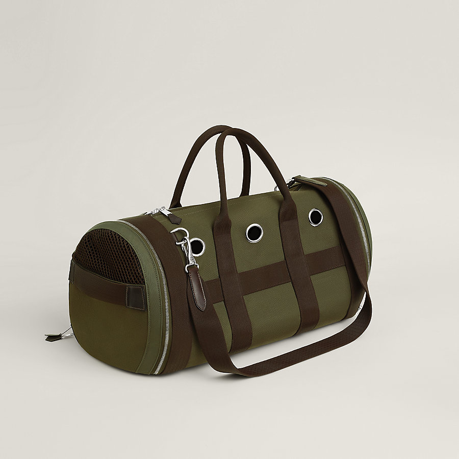 Carrying bag for dogs