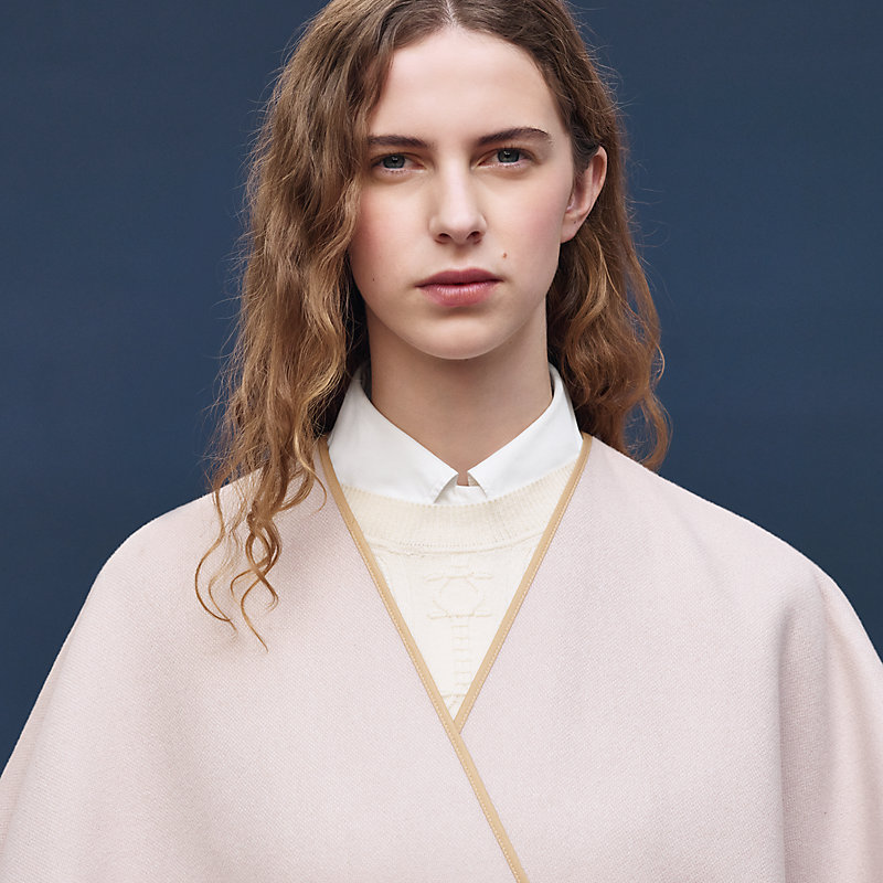 Cashmere cape with belt and leather detail