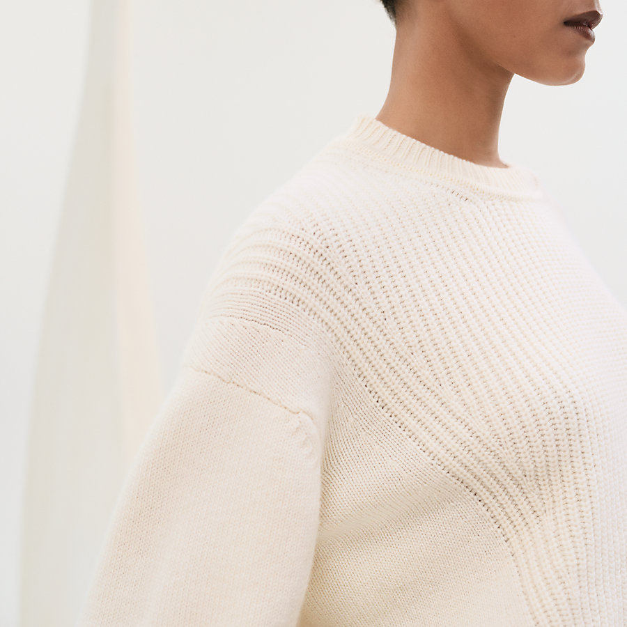 Cashmere long-sleeve sweater