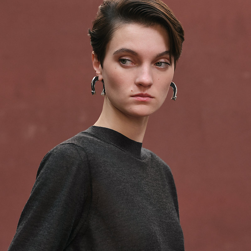 Cashmere long-sleeve sweater