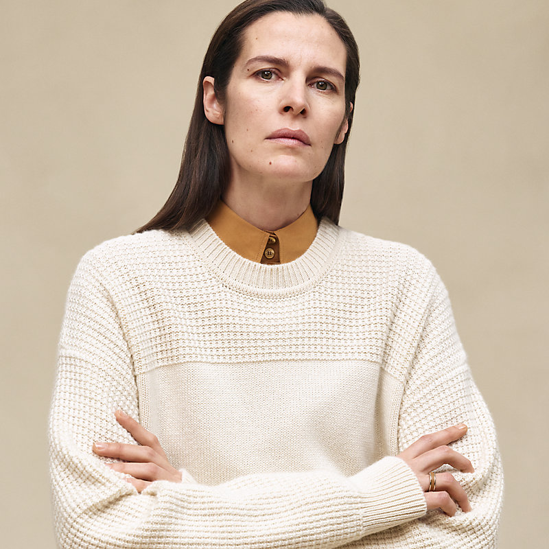 Cashmere long-sleeve sweater