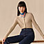 View: Worn, Cavalier en Formes scarf 45