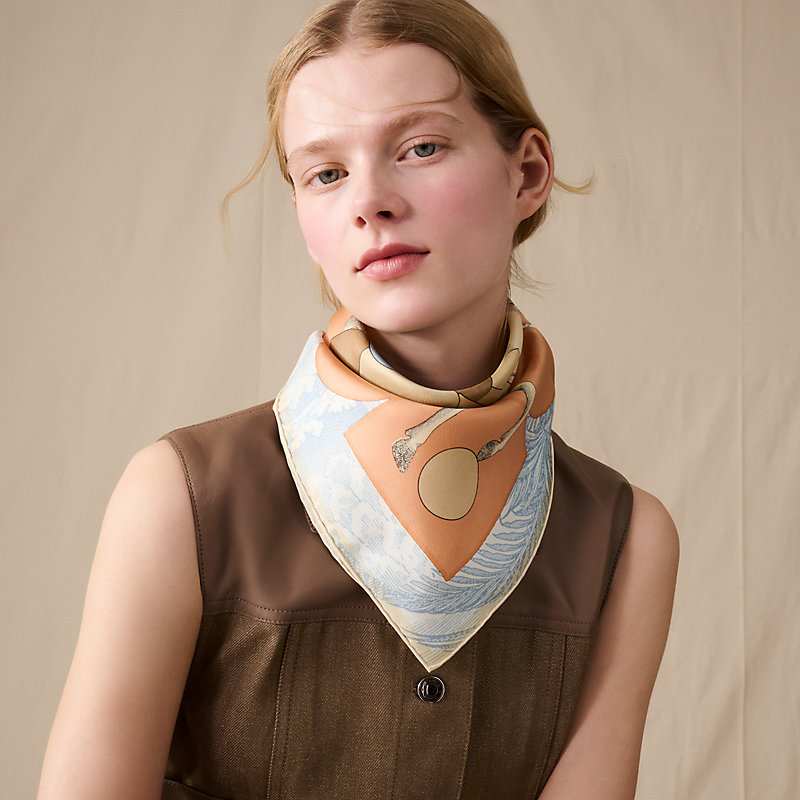 Cavalier en Formes scarf 45